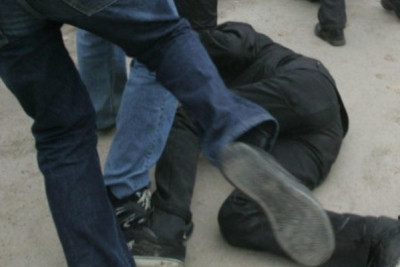 Sumqayıt sakini evini zəbt edən keçmiş məcburi köçkünü DÖYDÜ