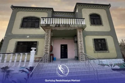 "Qurtuluş"da saxlanılan 11 nəfər ailələrinə qaytarıldı