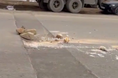 Sumqayıtda daşlarla "bəzədilən" RİSKLİ YOL