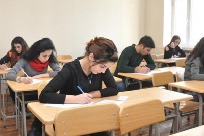 Kolleclərə sənəd qəbuluna start verilir