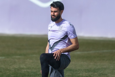 Zədəsini sağaldan İsa "Sumqayıt"a niyə kömək edə bilmir?