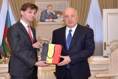 Belçika səfiri Sumqayıtı gəzib, Fərəcovla görüşüb
