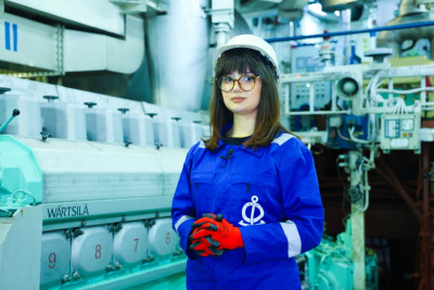 "Prezident Heydər Əliyev" gəmisinin sumqayıtlı xanım motorçusu