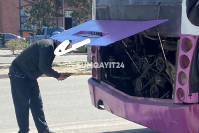 Sumqayıtda avtobusun təkəri partladı – sərnişinlər yolda qaldı