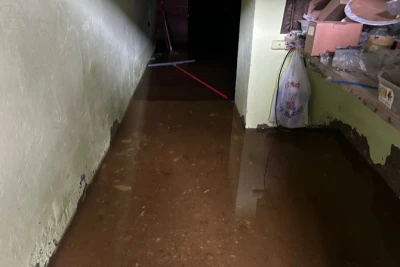 Sumqayıtda evlər su altında qalıb