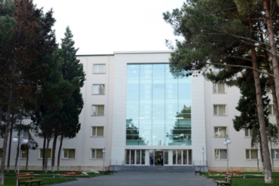 Sumqayıt xəstəxanasında işçilər vətəndaşlarla dalaşıb?