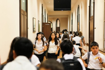 Müəllimlərin nəzərinə - Sumqayıt məktəbinə İŞÇİ AXTARILIR