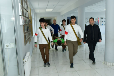 Sumqayıtın təhsil ocaqlarında maarifləndirici məşq