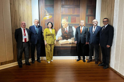 Sumqayıtın deputatı: "Türk xalqları arasında ortaq ədəbi platformaların yaradılması vacibdir"