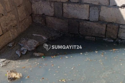 Kanalizasiya daşdı, içməli su yararsız oldu – Sumqayıtda narazılıq