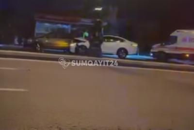 Sülh prospektində gecə iki maşın toqquşub