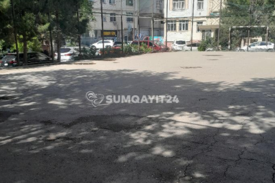 Sumqayıtda uşaqlar oynamaq istəyir, şərait isə imkan vermir…