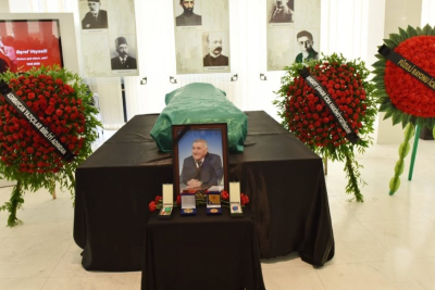 Sumqayıt məşhur şairi ilə belə vidalaşdı...