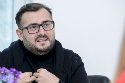 Sumqayıtlı müğənnidən nazirliyə çağırış: "İnsanlara əlavə çətinlik yaratmayın"