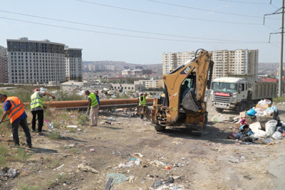 Sumqayıt yolu yanğına səbəb olan quru ot və zibildən təmizlənib