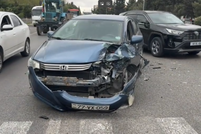 Koroğlu prospektində ağır qəza - 3 maşın TOQQUŞDU