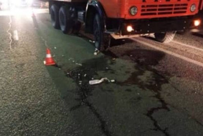 Sumqayıtda piyadanı "KamAZ" vurub
