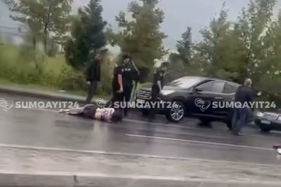 Sumqayıtda qəza - piyada qadının vəziyyəti orta-ağırdır - VİDEO