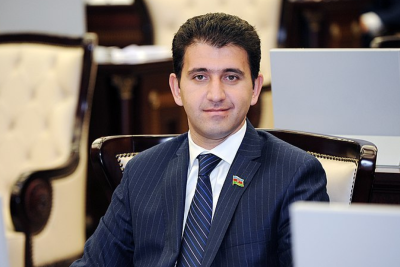 Sumqayıtda gecə saatlarında tikinti: deputatdan SƏRT İRAD