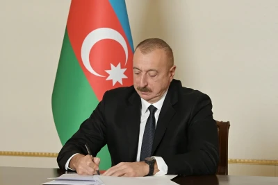 İham Əliyev məhkum edilmiş bir sıra şəxsləri əfv edib