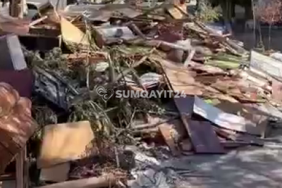 Sumqayıtın mərkəzində yaranan "zibil dağı"