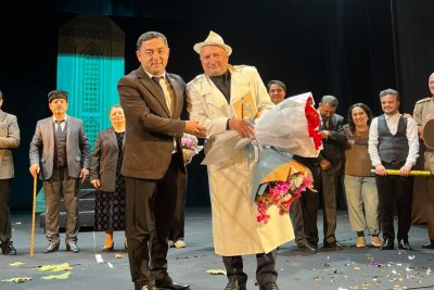 Oktay Mehdiyevin 50 illik yubileyi Sumqayıt teatrının səhnəsində qeyd olunub