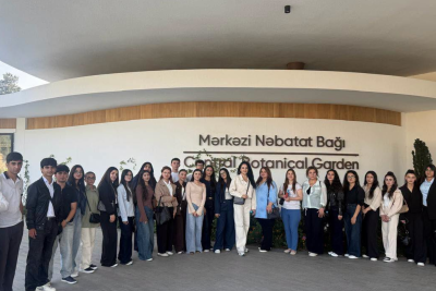 SDU tələbələri Mərkəzi Nəbatat Bağında